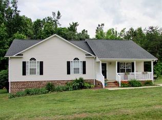 691 Logan Ln, Liberty, NC 27298