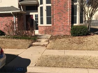 1429 Danielle Dr, Bedford, TX 76021