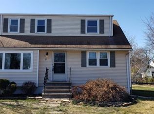 25 Newberry St, Bridgewater, NJ 08807