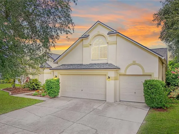1801 Vista River Dr, Valrico, FL 33596