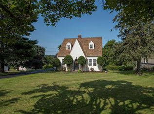 2834 Oneida St, Utica, NY 13501