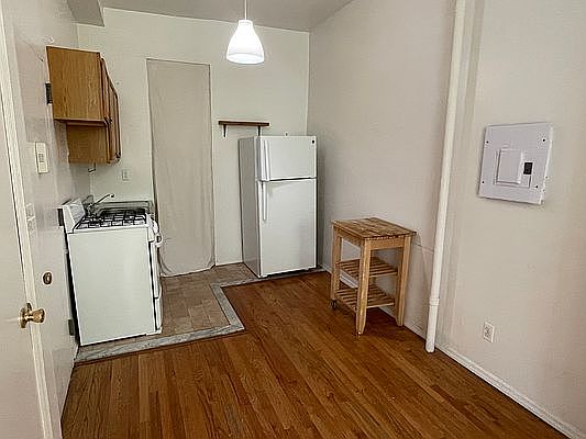1st image of 220 Boerum St #2LB