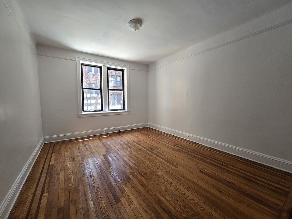 1st image of 13832 90th Ave #A