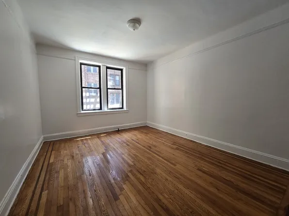 13832 90th Ave #A, Jamaica, NY 11435