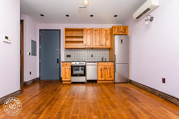 Rented by MySpaceNYC | media 16