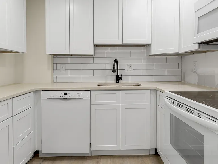 2723 E Huntingdon St #3 — Photo 15