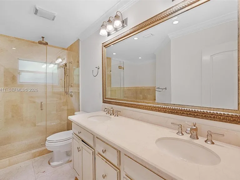 1246 Algardi Ave — Photo 13