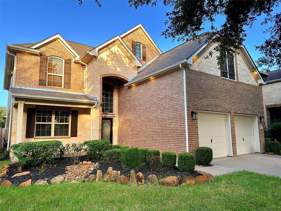 1st image of 5715 Fairwind Ln