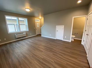 1023-1025 Coburg Rd #4, Eugene, OR 97401