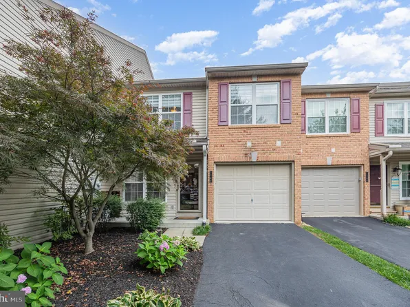 1148 Dunlin Ct, Mechanicsburg, PA 17050