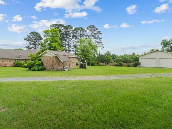 6437 East St, Texarkana, AR 71854