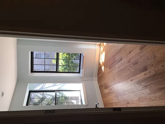 Rented by Sher Management | media 77