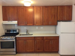 436 Pau St APT 4, Honolulu, HI 96815