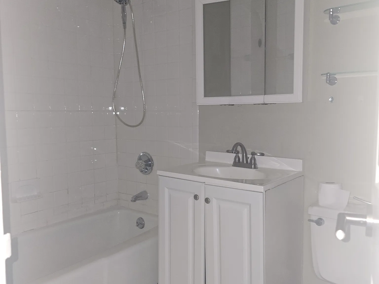 Studio, 575 sqft, $1,500 — Photo 3