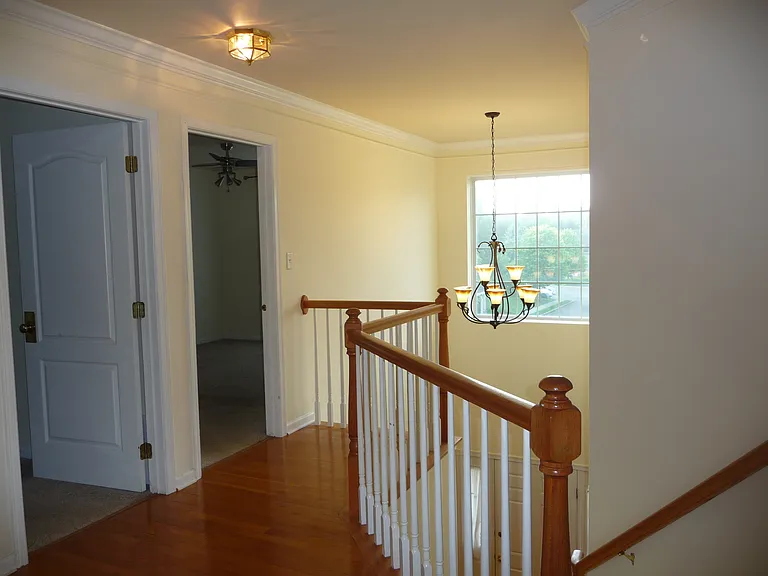 220 Roosevelt Dr — Photo 45