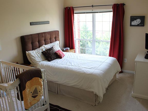 5th image of 4850 Eisenhower Ave Unit 421