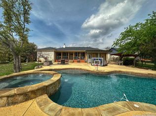 123 Woodland Blvd, Boerne, TX 78006