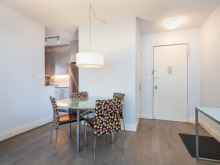 400 E 54th St #15G — Photo 3