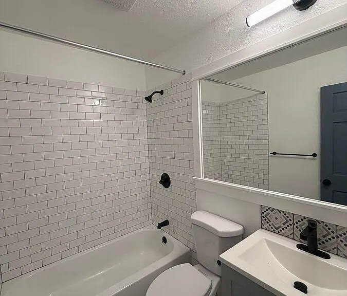 5513 W Mississippi Ave #1 — Photo 1