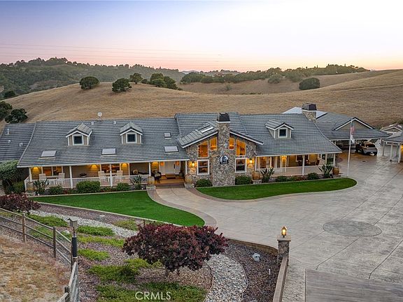 3rd image of 2490 Nightshade Pl