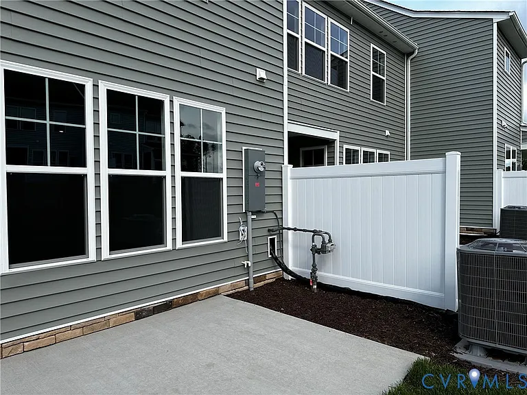 18630 Palisades Cove Ct — Photo 8