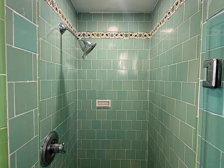 1047 S Orange Grove Ave #1 — Photo 19