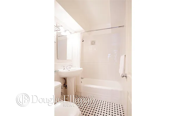 Sold by Douglas Elliman | media 19