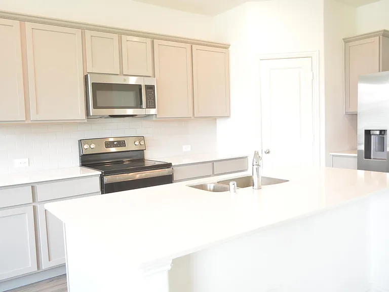 11612 E Silver Queen Dr — Photo 5