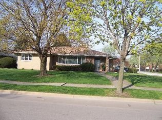 913 Winthrop Ave, Joliet, IL 60435