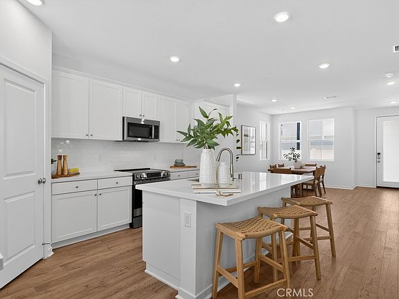 4th image of 26724 Indigo Way