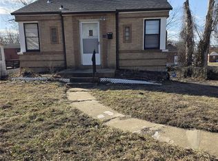 213 Henquin Dr, Saint Louis, MO 63135