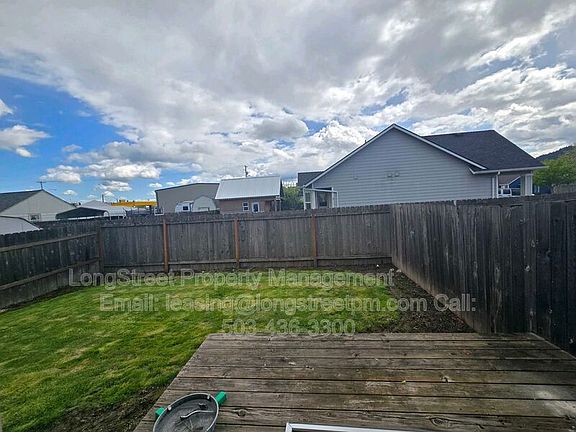 4th image of 1806 College St
