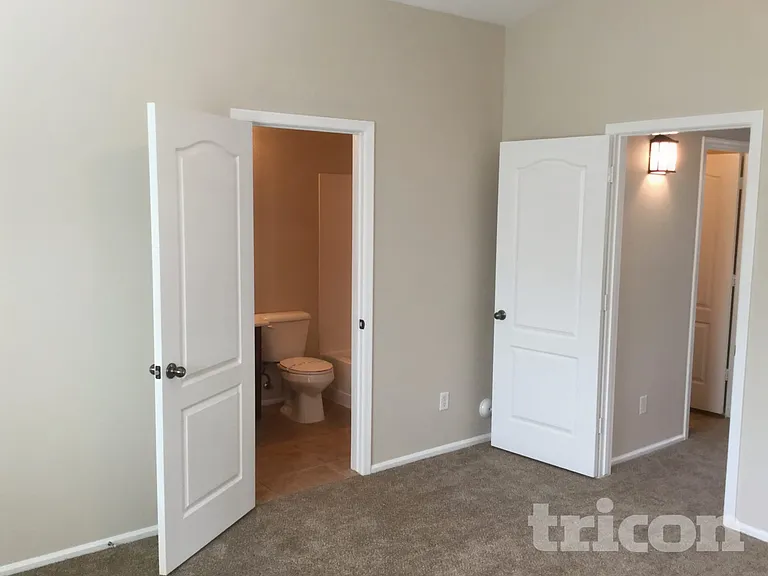 42065 W Sunland Dr — Photo 3
