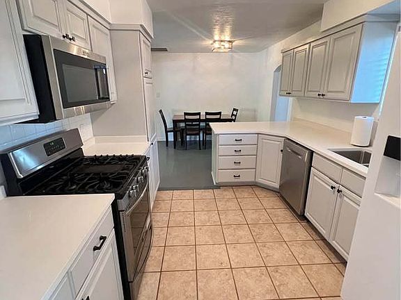 4th image of 85 N 300 E Room 5