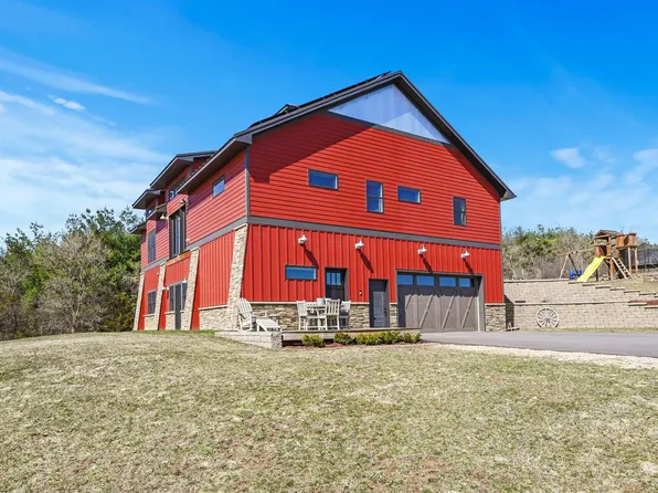 N6217 978th St, Ellsworth, WI 54011