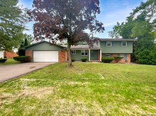 26305 Middlebelt Rd, Farmington Hills, MI 48334