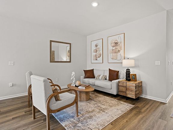 3rd image of 1542 Dockage Way