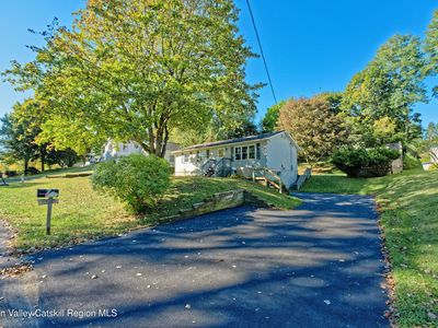 18 Coronation Drive, Stuyvesant, NY, 12173