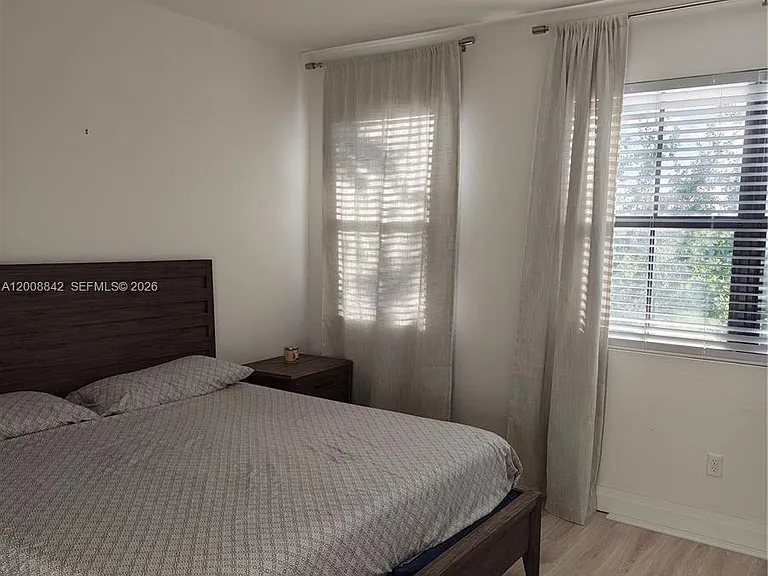3329 NW 11th Ave #3329 — Photo 24