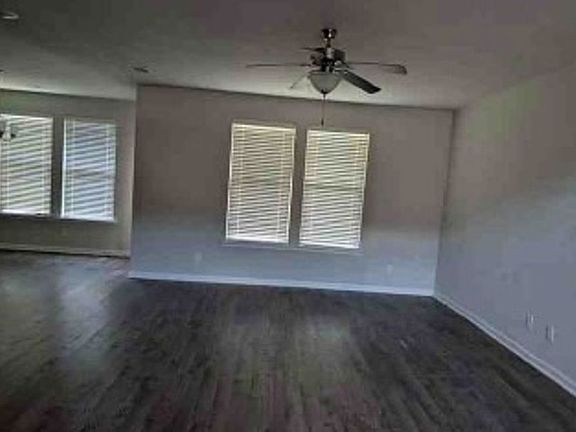 Additional Living Room