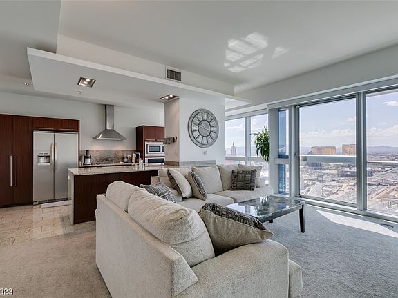 5th image of 4471 Dean Martin Dr Unit 3707