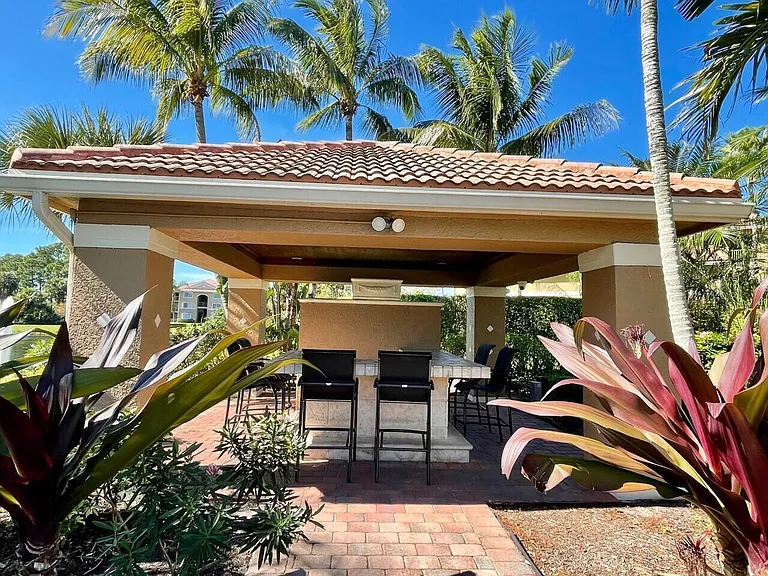 3690 NW Mediterranean Ln #12-305 — Photo 10