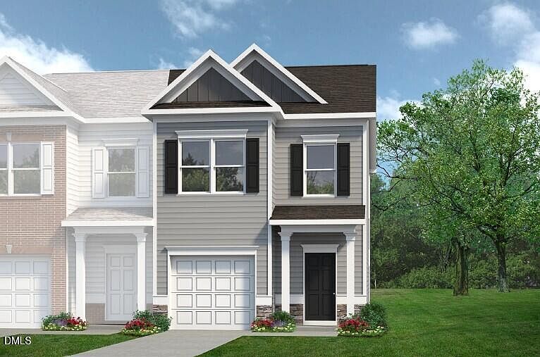 Suwanee D