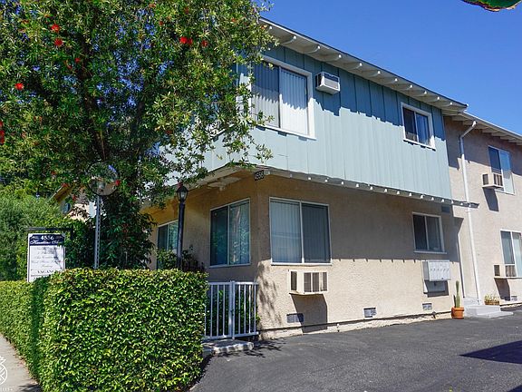2nd image of 4556 Hazeltine Ave APT 5