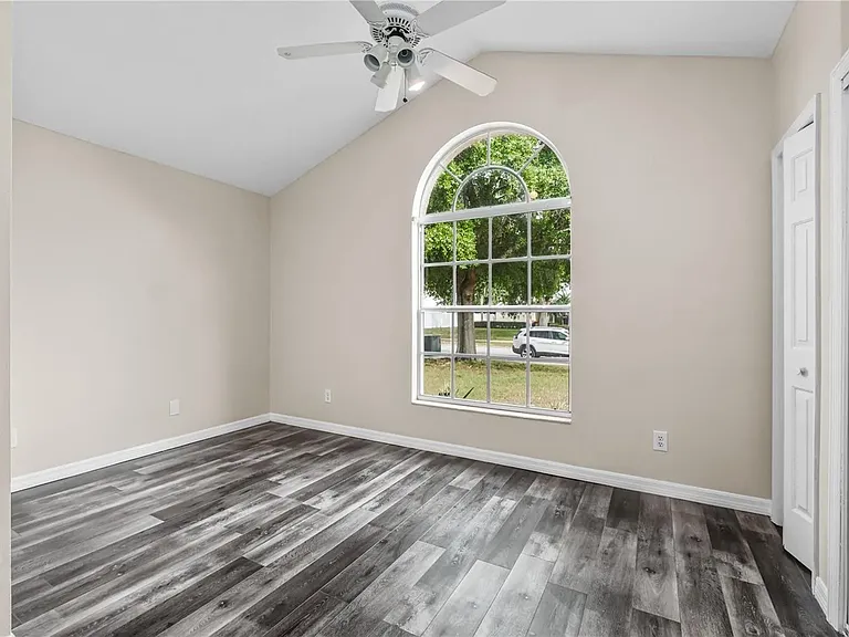 4806 Doc Dr — Photo 18