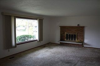 5th image of 1425 Agnes St