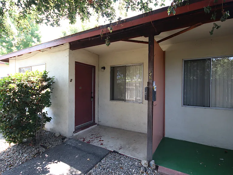 56 N Eloise Ave #2 — Photo 1