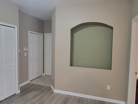 5th image of 7261 DEERFOOT POINT Circle #14-1