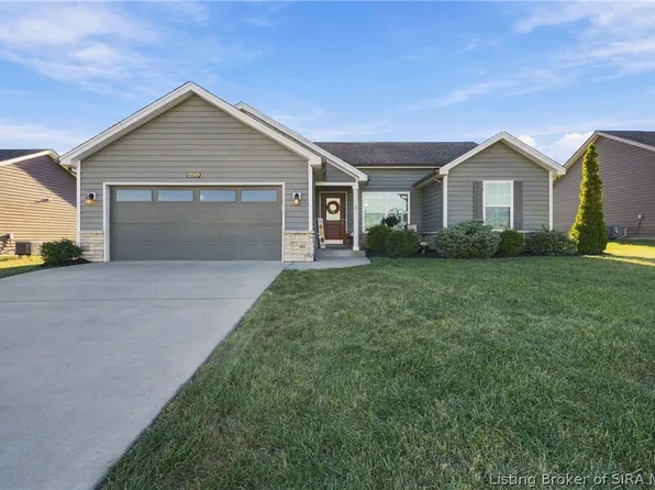 6004 Crestview Ln, Georgetown, IN 47122