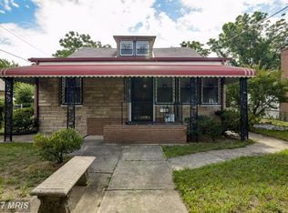 710 32nd St SE, Washington, DC 20019